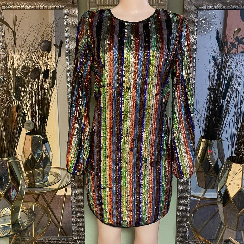 Dress - Picture 3 of 3